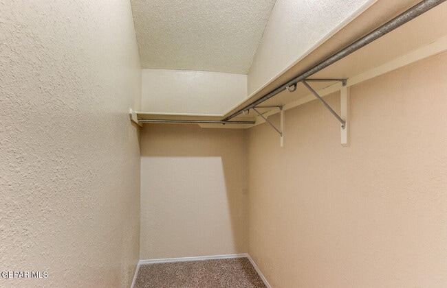 Building Photo - 11181 Loma Grande Dr