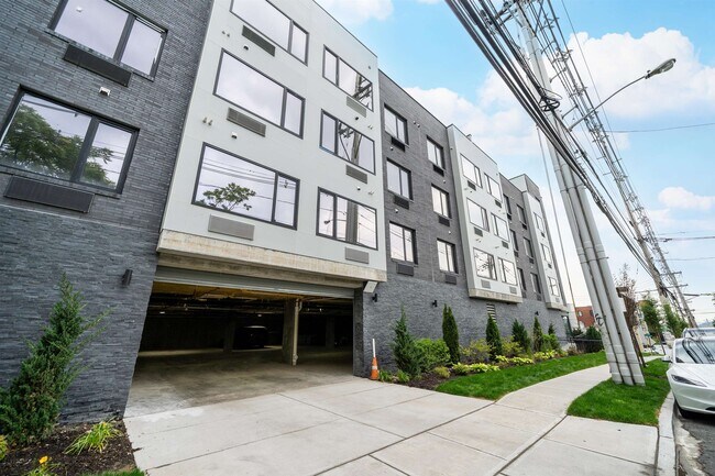 Building Photo - 3309 Liberty Ave