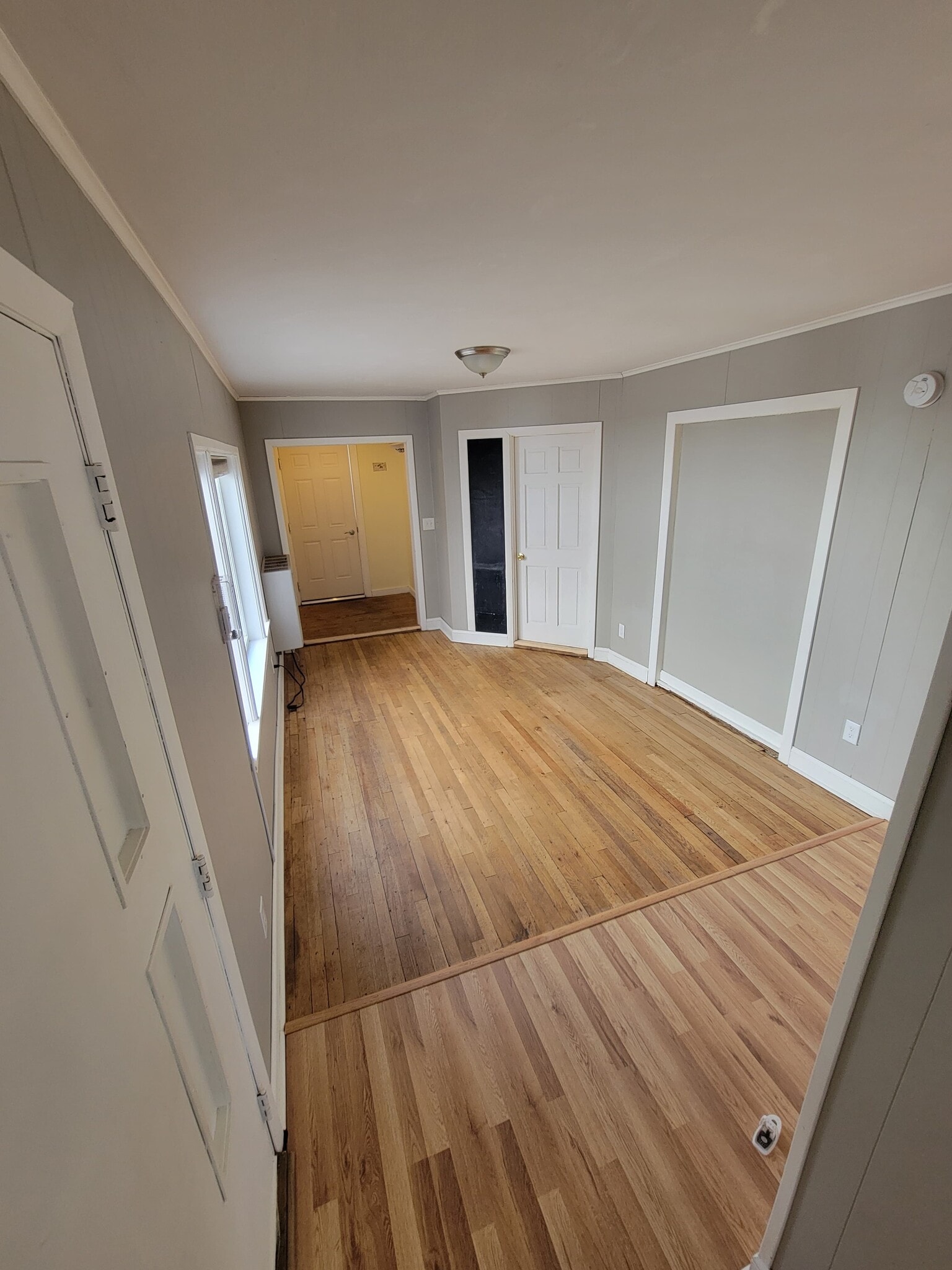 Building Photo - 73 Bartlett St