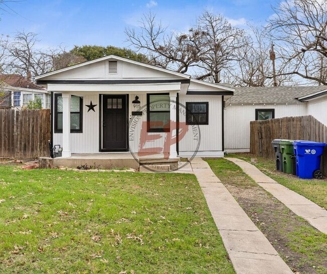 Building Photo - 915 N 19th St