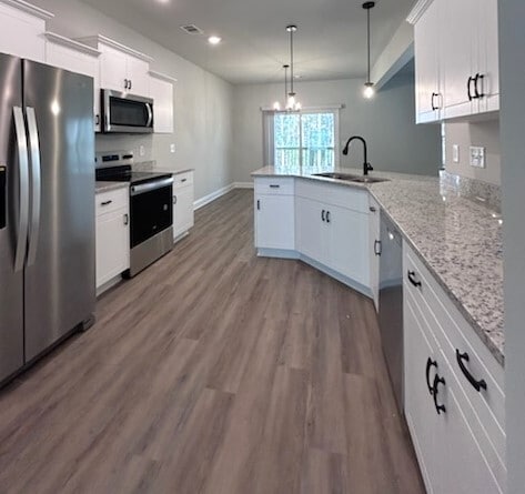 Building Photo - 409 ELWICK Pl