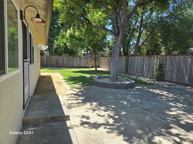 Building Photo - 3536 Yuba Ave