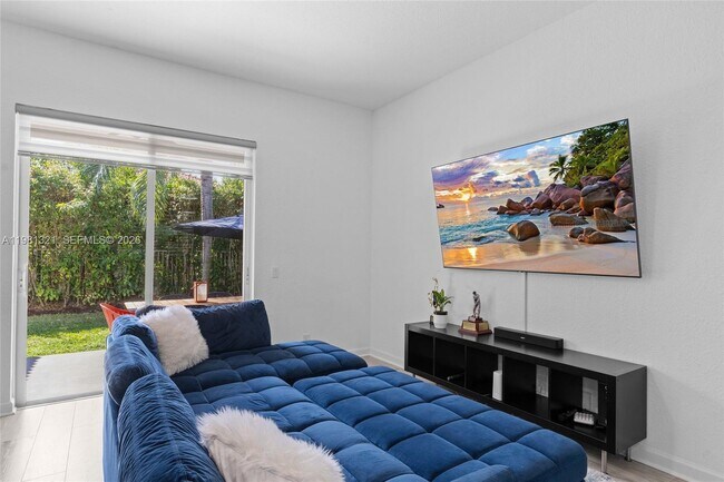 Building Photo - 625 Bald Cypress Rd