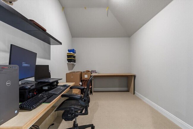 Building Photo - 1317 Highwater Dr