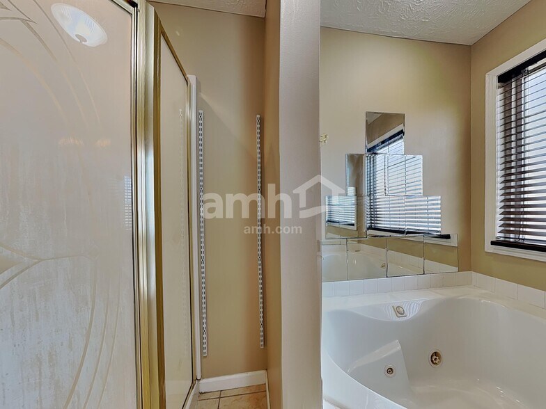 Building Photo - 3710 Eagles Vista Ln