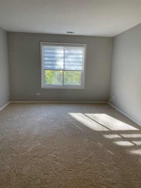 Building Photo - 7502 Farmingdale Dr