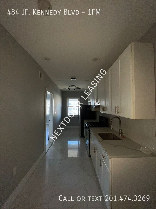 Building Photo - 484 John F. Kennedy Blvd