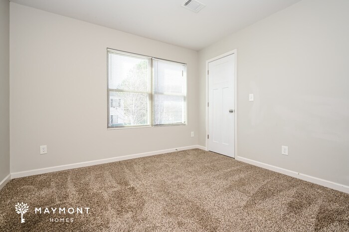 Building Photo - 6105 Ruth St SW