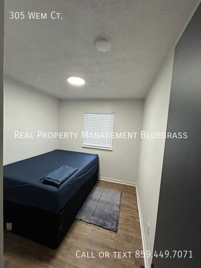 Building Photo - 305 Wem Ct