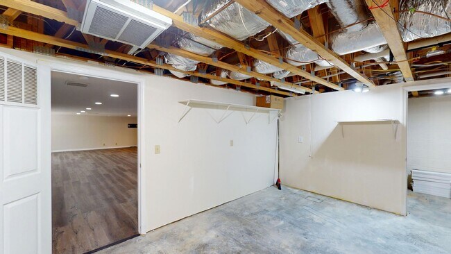 Building Photo - Spacious 3 Bedroom Home in Ashland City!