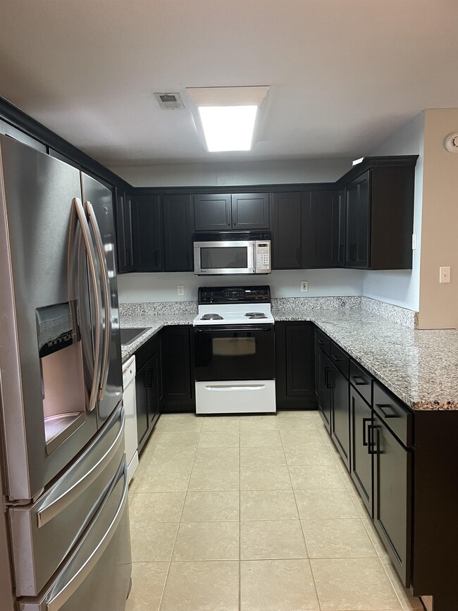 Building Photo - 6122 Lanier Rd