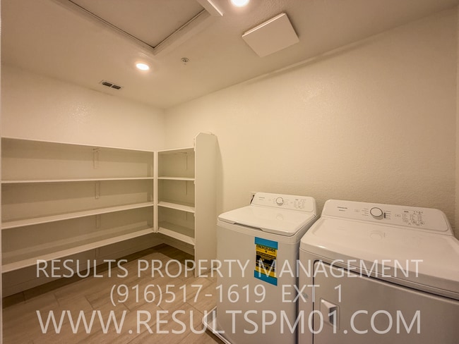 Building Photo - Brand new 3 Bedroom home. Wonderful amenities!