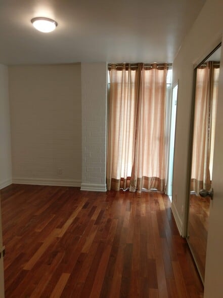 Bedroom 2 - 540 Kelton Ave