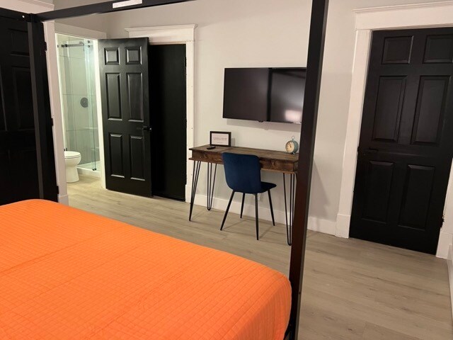 Primary Bedroom - 4129 McRee Ave