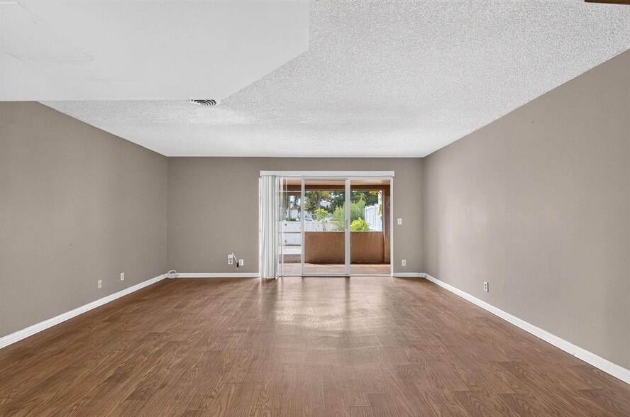 Building Photo - 3700 Savoy Ln