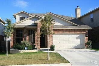 Building Photo - Alamo Ranch Beauty with Five Bedrooms