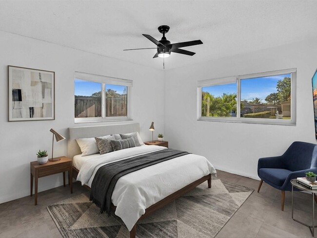 Building Photo - 6661 Meade St