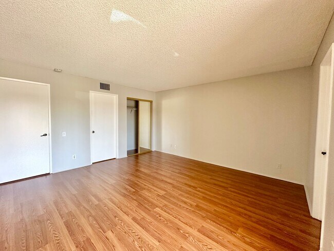 Building Photo - 1631 S Cerritos Dr