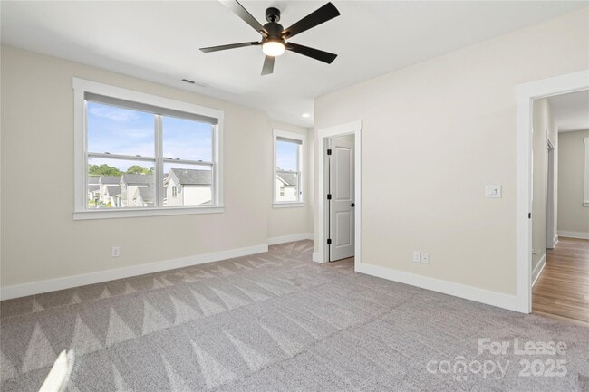 Building Photo - 1109 Masefield Ave