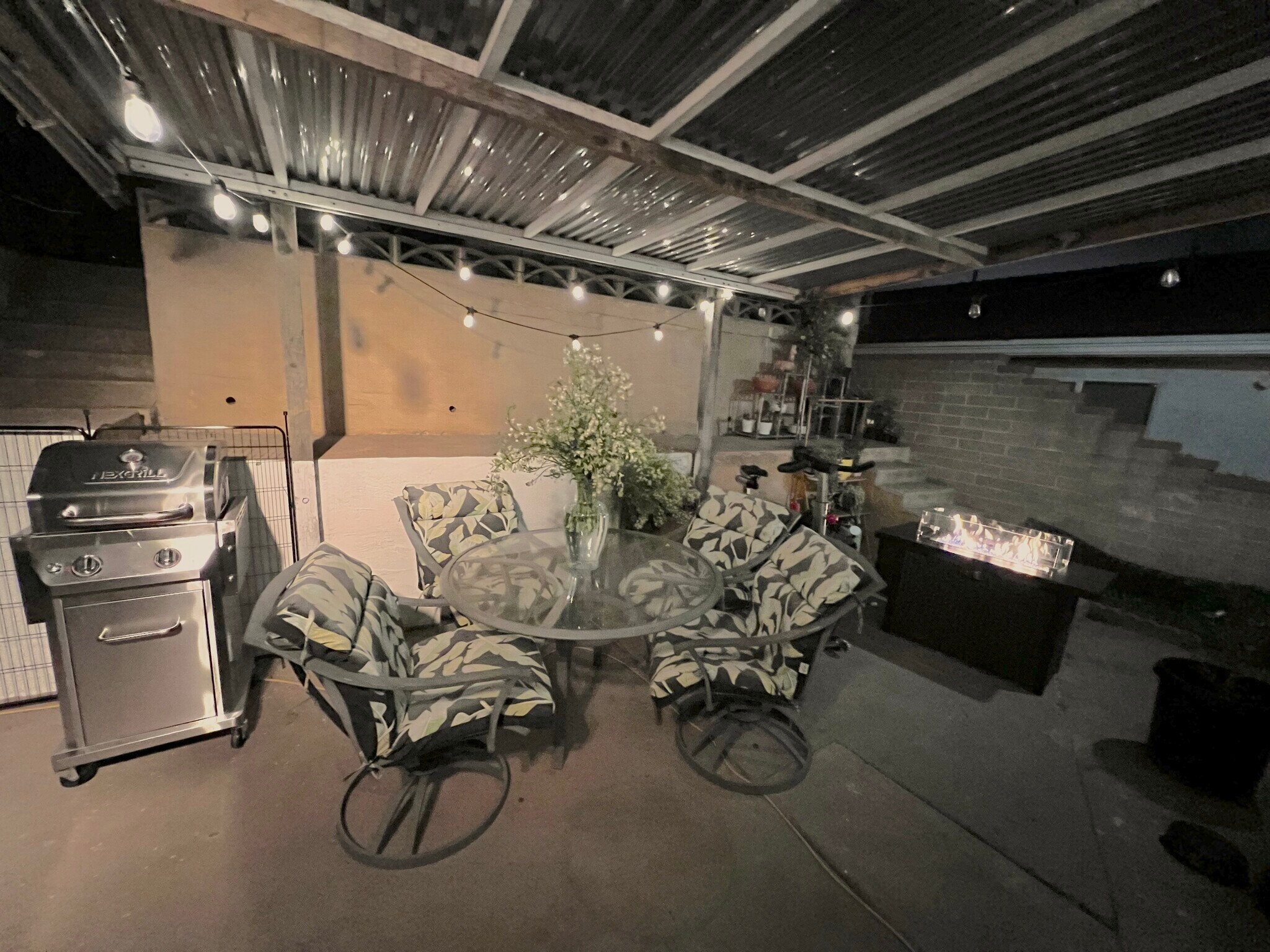 Building Photo - 3312 Avenida de Portugal