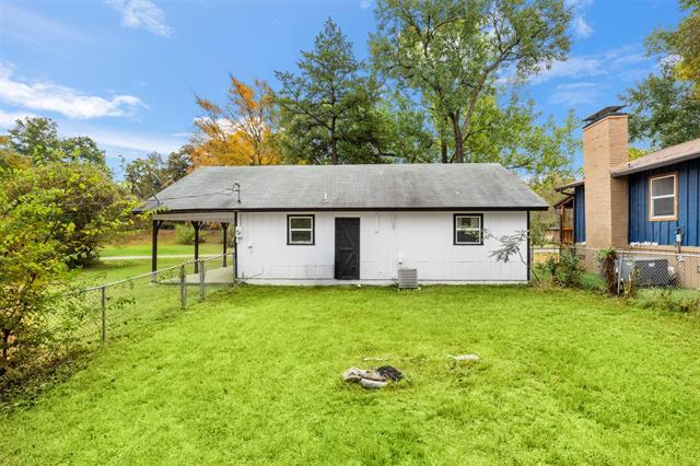 Building Photo - 521 Hilltop Dr