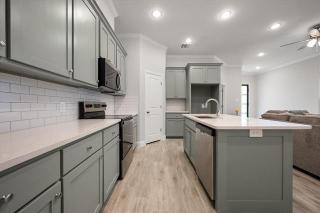 Building Photo - 2333 Spg Pk Blvd