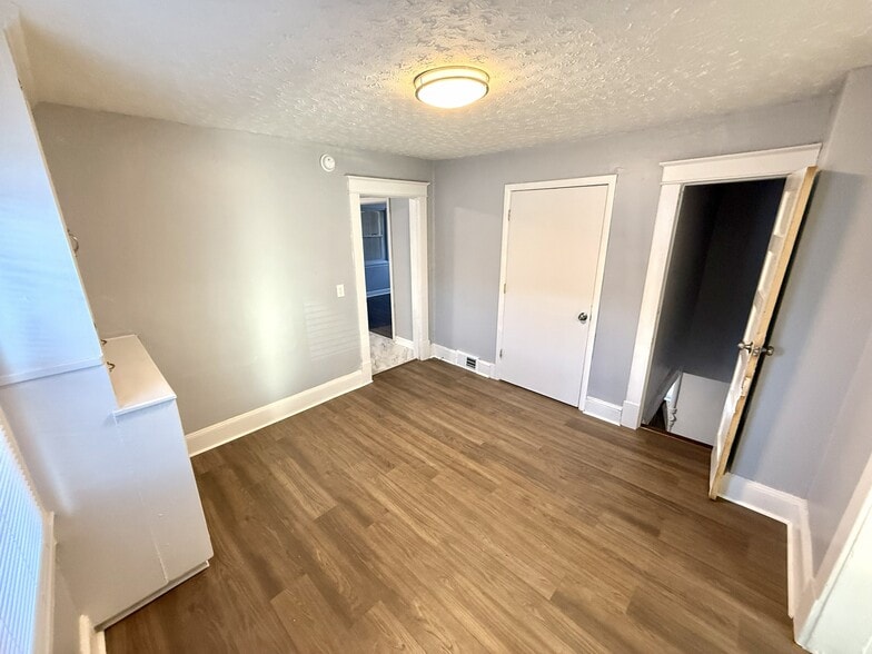 Dining Room - 4206 Urn St