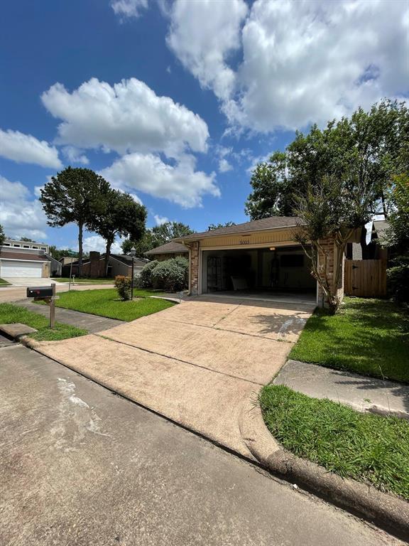 Building Photo - 5003 Spring Forest Dr