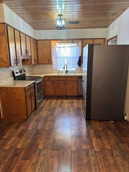 Building Photo - 13172 Post County Line Rd