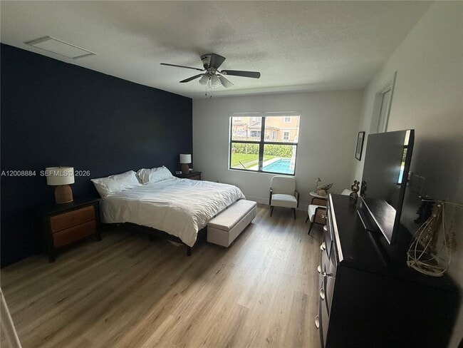 Building Photo - 2945 SE 3rd St