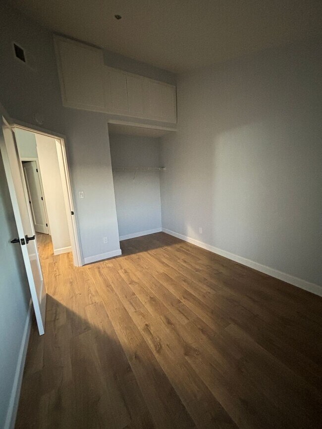 Building Photo - 8931 Windham Ct