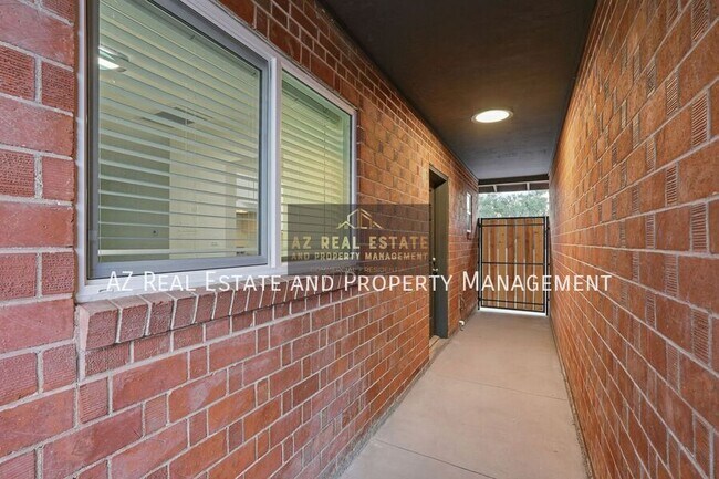 Building Photo - 1807 N 18th St