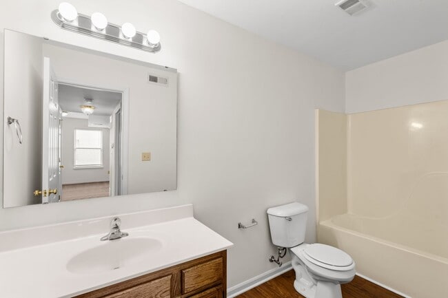 Building Photo - 3507-3509 Delmar Ct.