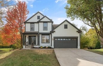 Building Photo - Spacious and Elegant 4 BR 4 BA Home in Olathe!