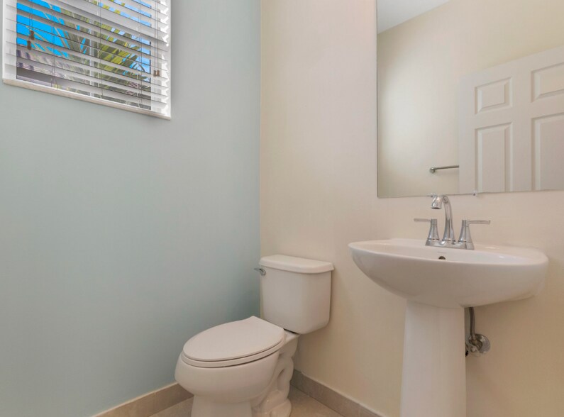 Building Photo - 1247 Via de Fossi