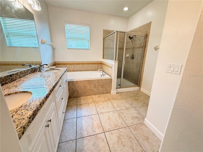 Building Photo - 2347 Crosston Cir