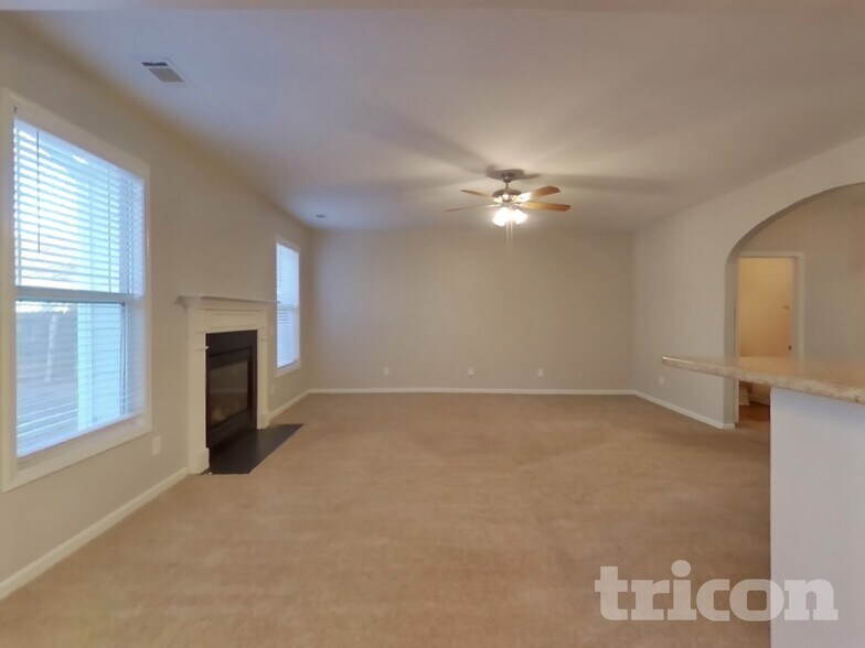 Building Photo - 99 Stonebridge Crossing