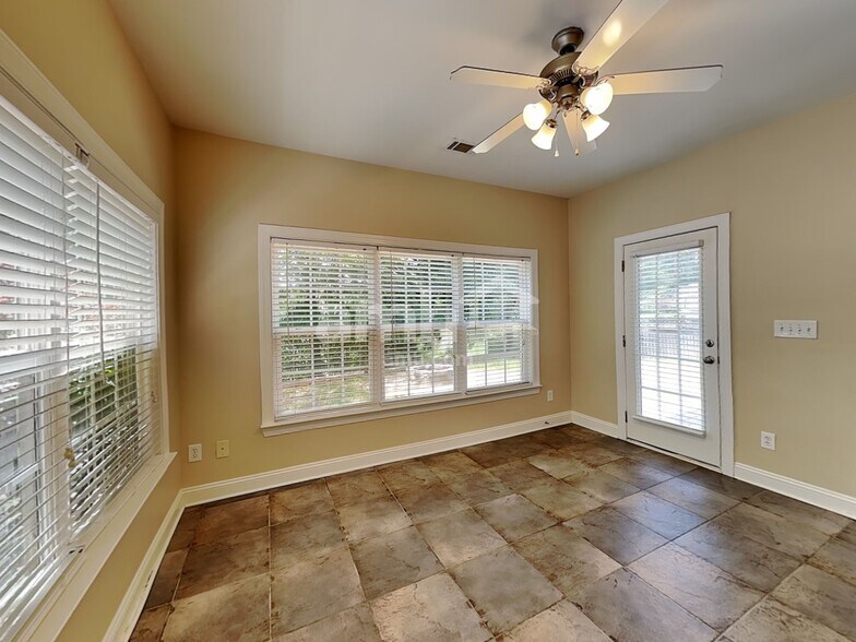 Building Photo - 8068 Andrew Franklin Dr