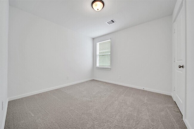 Building Photo - 141 County Rd 5102B