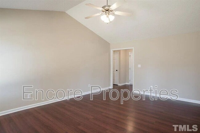 Building Photo - 312 Cabin Grove Ct