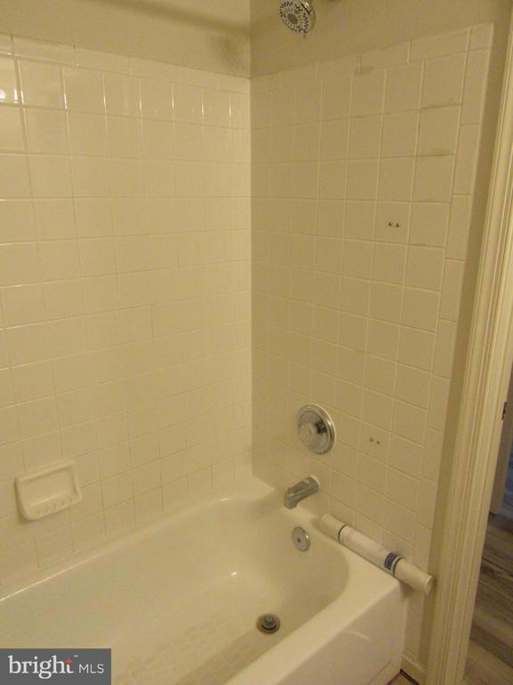 Building Photo - 11006 Koman Cir