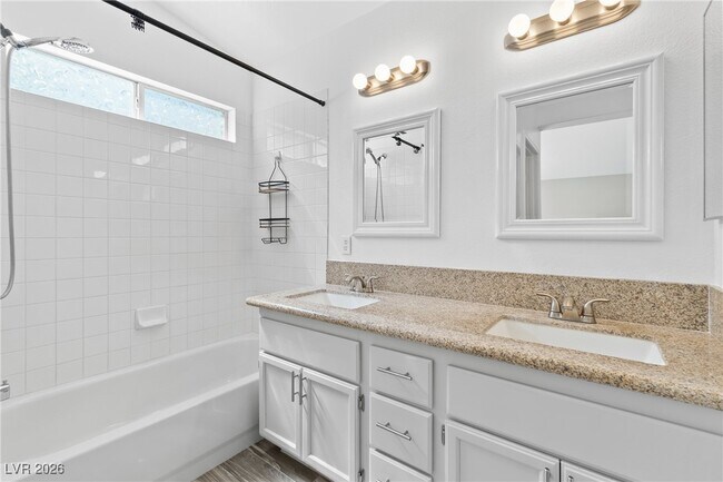 Building Photo - 2117 Marathon Keys Ave