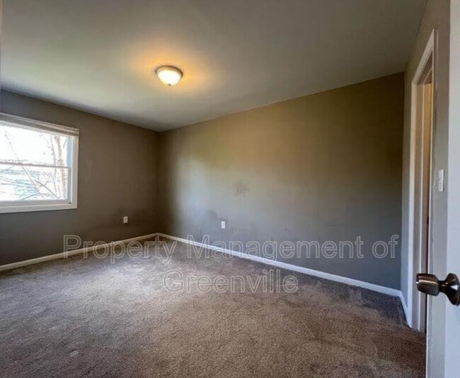 Building Photo - 3706 E North St