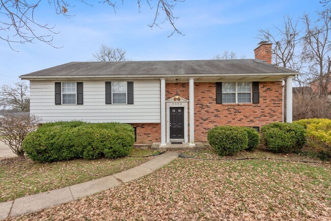 Building Photo - WESTWOOD - Spacious 3 bed 2.5 ba 2 car garage