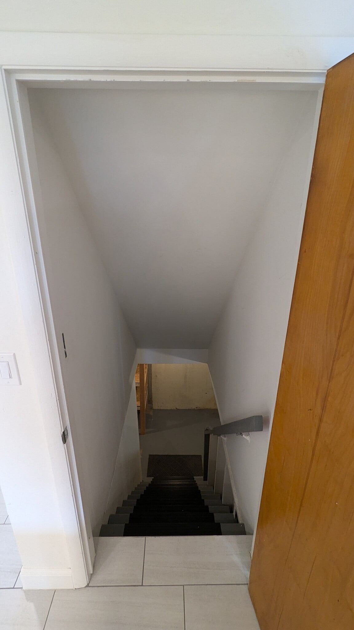 Building Photo - 1220 N Cedar Crest Blvd