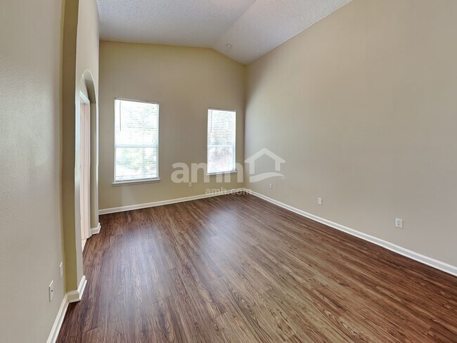 Building Photo - 3028 Atherley Rd