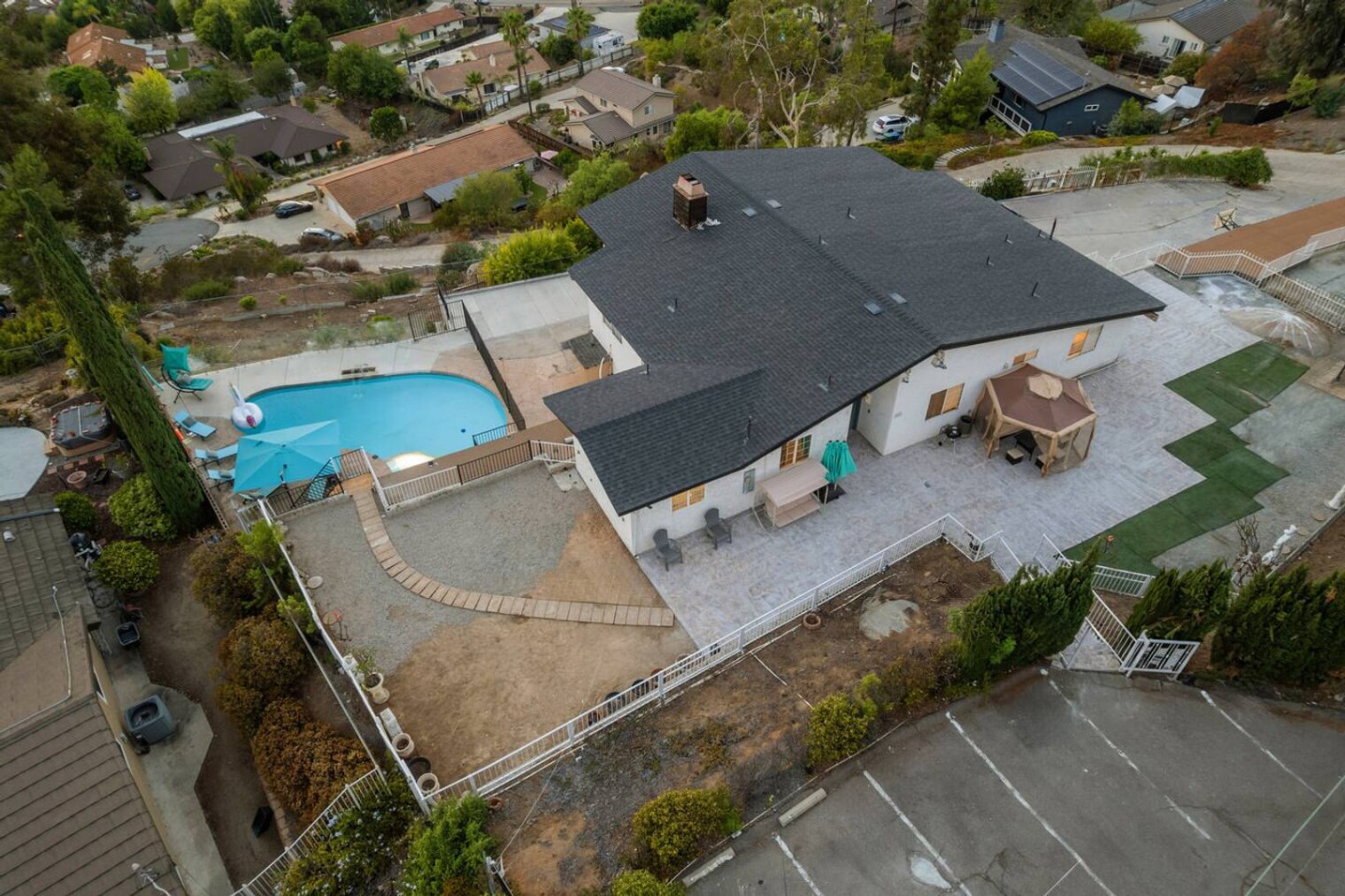 Building Photo - 1853 Penasco Rd