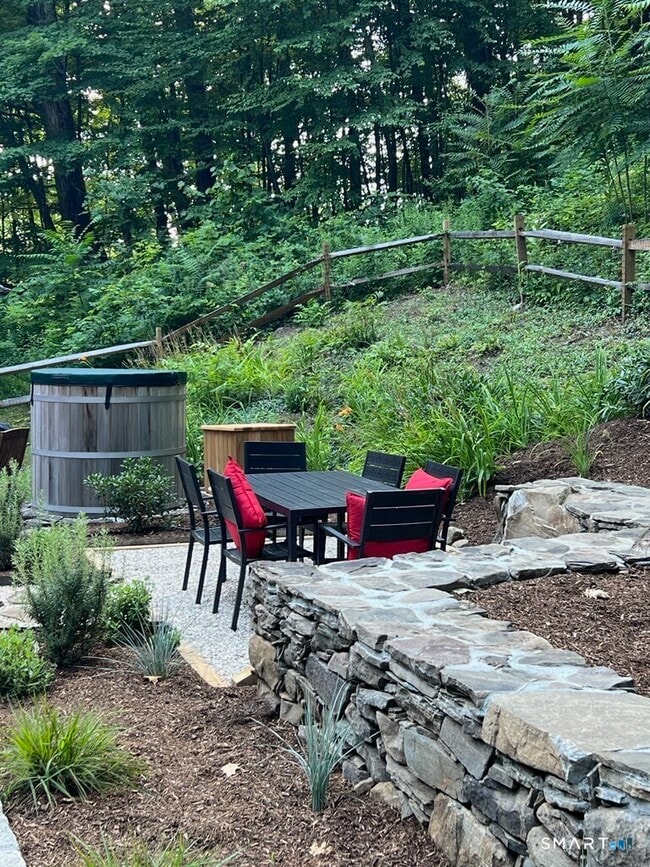 Building Photo - 41 Frenchmans Rd