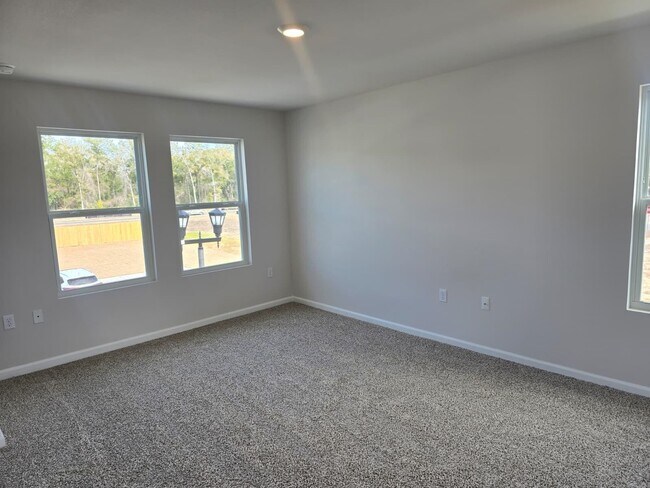 Building Photo - 190 Turpentine Dr