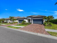 Building Photo - 11694 Canal Grande Dr